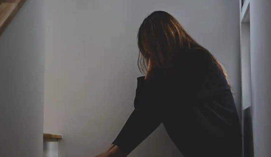 缓解焦虑第一步:每天少刷5分钟手机