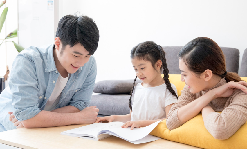 性子急是一种负能量，比吼孩子更伤人