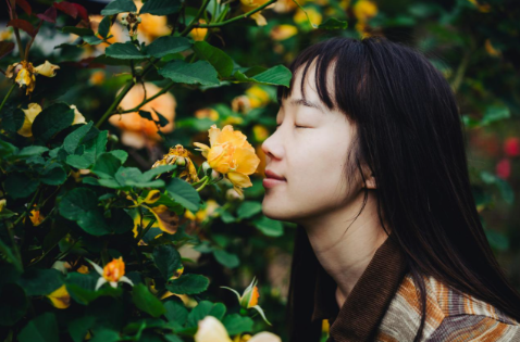 你是不是被别人的评价困住了